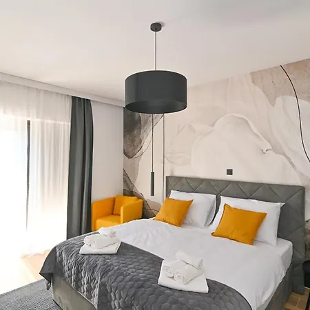 Blu - Private Heated Pool And Billiard *