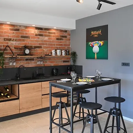 Blu - Private Heated Pool And Billiard וילה Veprinac