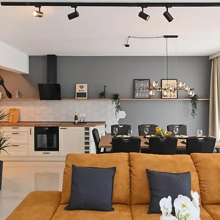 Blu - Private Heated Pool And Billiard Villa Veprinac