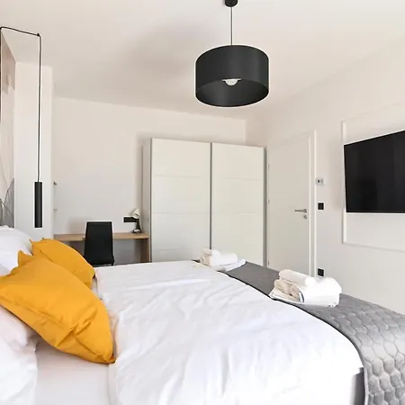 Blu - Private Heated Pool And Billiard Veprinac