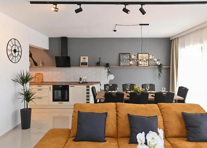 Blu - Private Heated Pool And Billiard Βίλα Veprinac